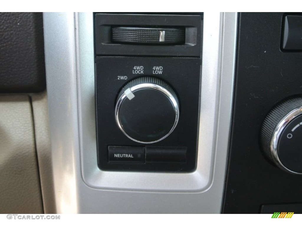 2009 Ram 1500 Big Horn Edition Crew Cab 4x4 - Brilliant Black Crystal Pearl / Light Pebble Beige/Bark Brown photo #12