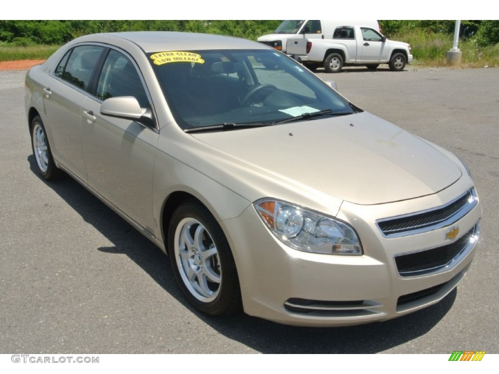 2010 Malibu LT Sedan - Gold Mist Metallic / Ebony photo #2