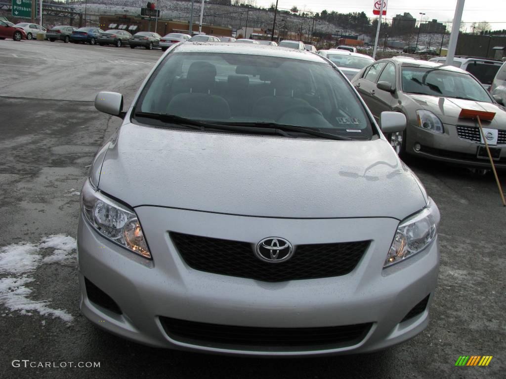 2009 Corolla LE - Classic Silver Metallic / Ash photo #8