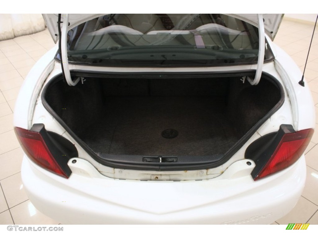 2005 Sunfire Coupe - Summit White / Graphite photo #12