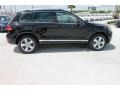 Black - Touareg TDI Lux 4XMotion Photo No. 10