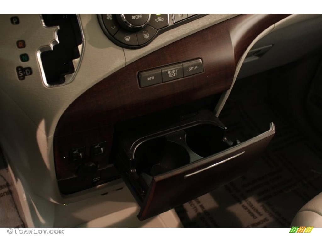 2011 Sienna XLE AWD - Predawn Gray Mica / Bisque photo #9
