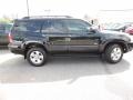 Black - 4Runner SR5 Photo No. 13