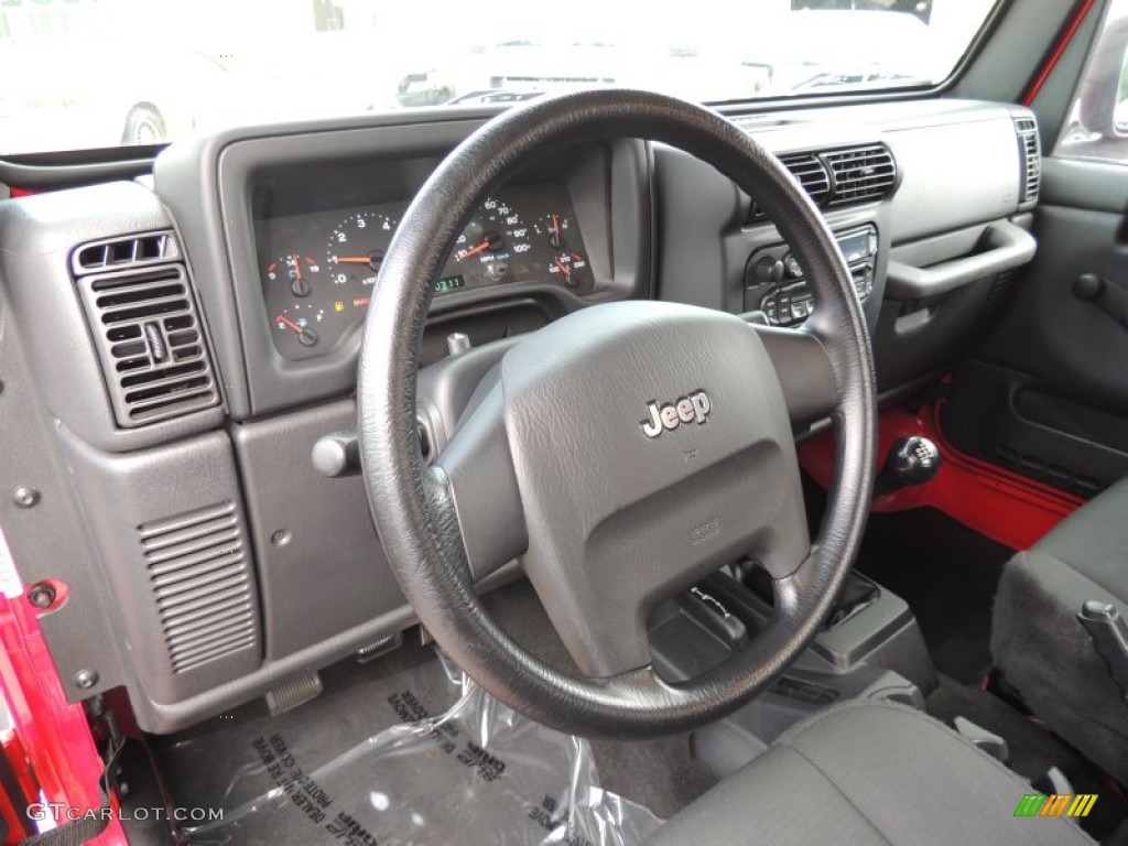 2006 Wrangler SE 4x4 - Flame Red / Dark Slate Gray photo #3