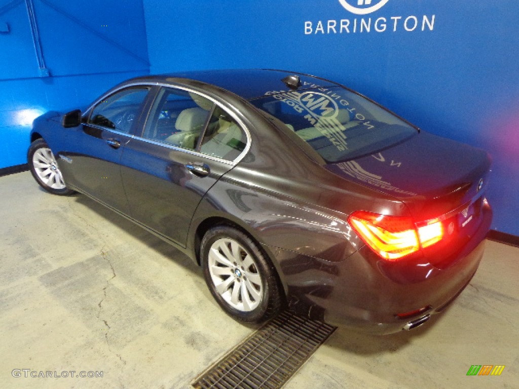 2010 7 Series 750i xDrive Sedan - Dark Graphite Metallic / Oyster/Black Nappa Leather photo #12