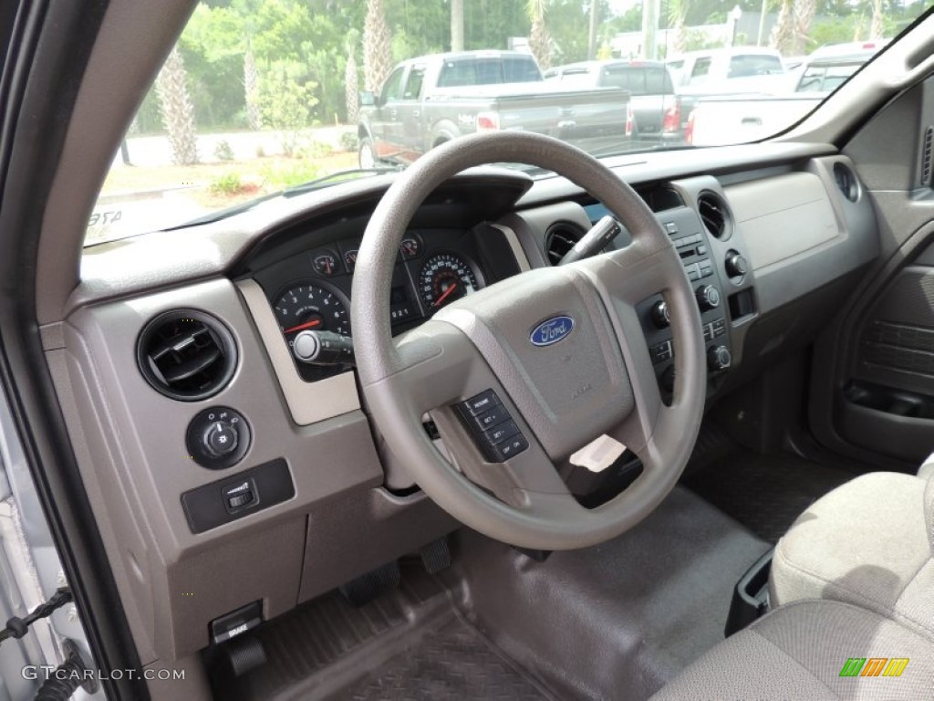 2010 F150 XL Regular Cab - Ingot Silver Metallic / Medium Stone photo #3