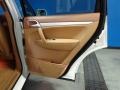 Sand White - Cayenne Tiptronic Photo No. 25