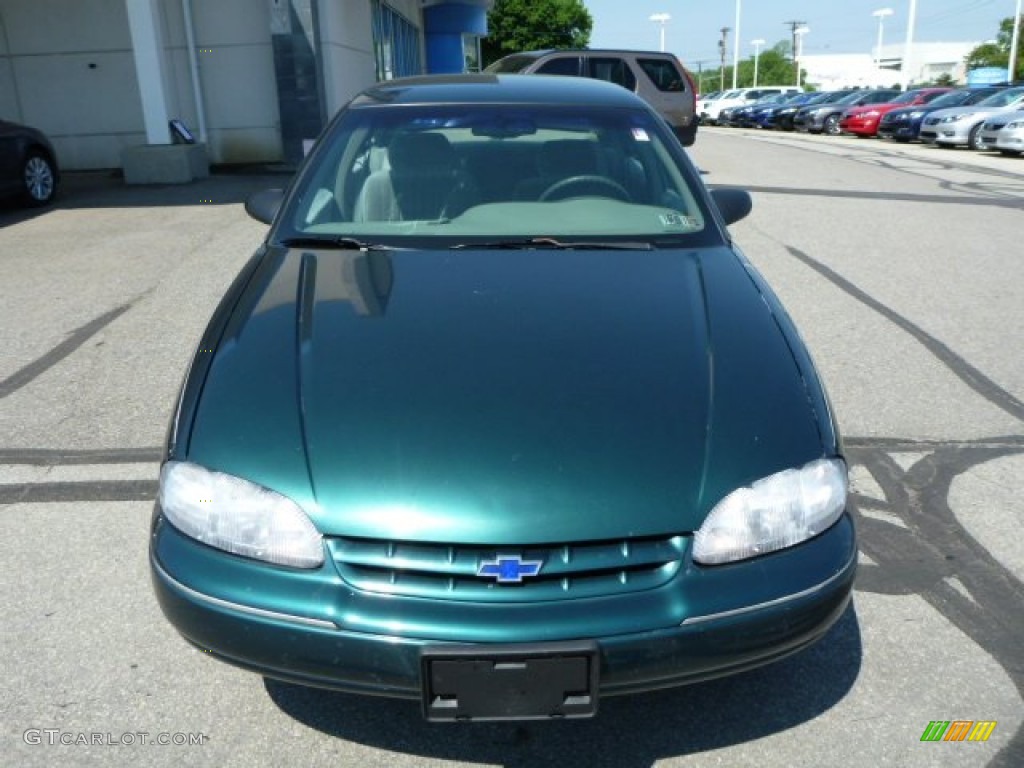 2001 Dark Jade Green Metallic Chevrolet Lumina Sedan 81685383 Photo