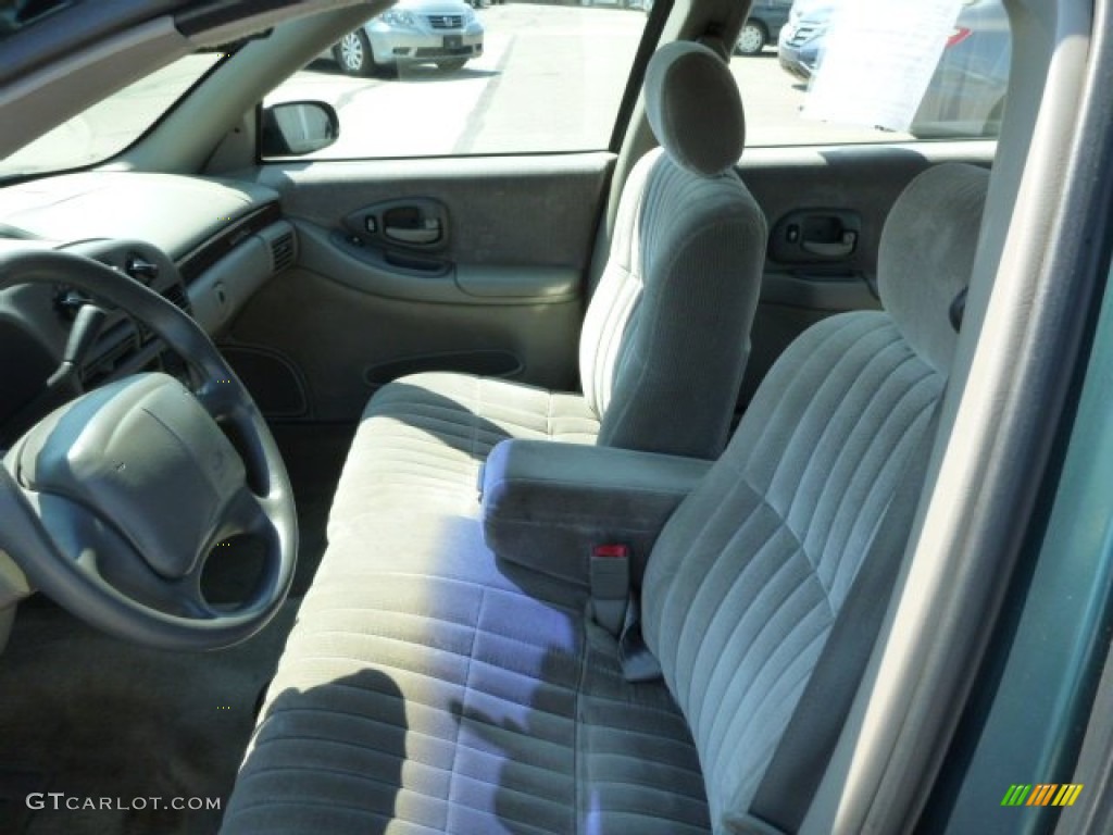 Medium Gray Interior 2001 Chevrolet Lumina Sedan Photo #81735357