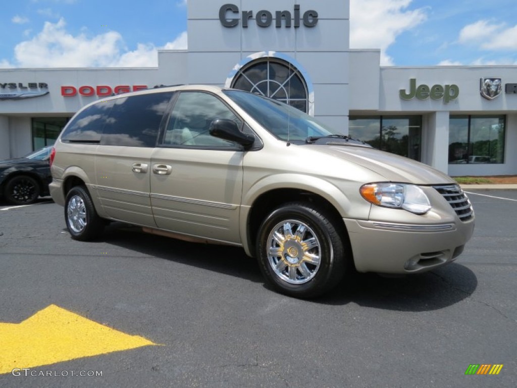 2007 Town & Country Limited - Linen Gold Metallic / Dark Khaki/Light Graystone photo #1