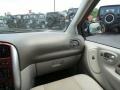2007 Linen Gold Metallic Chrysler Town & Country Limited  photo #18