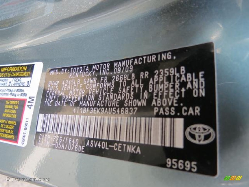 2010 Camry LE - Aloe Green Metallic / Bisque photo #9