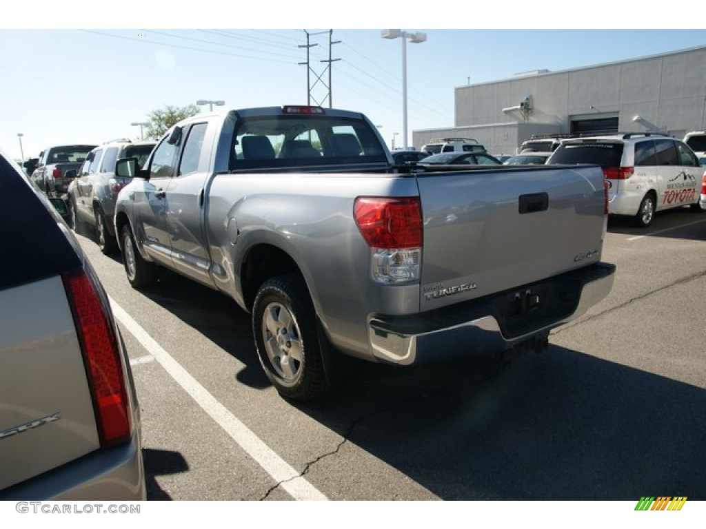 2011 Tundra Double Cab 4x4 - Silver Sky Metallic / Graphite Gray photo #3