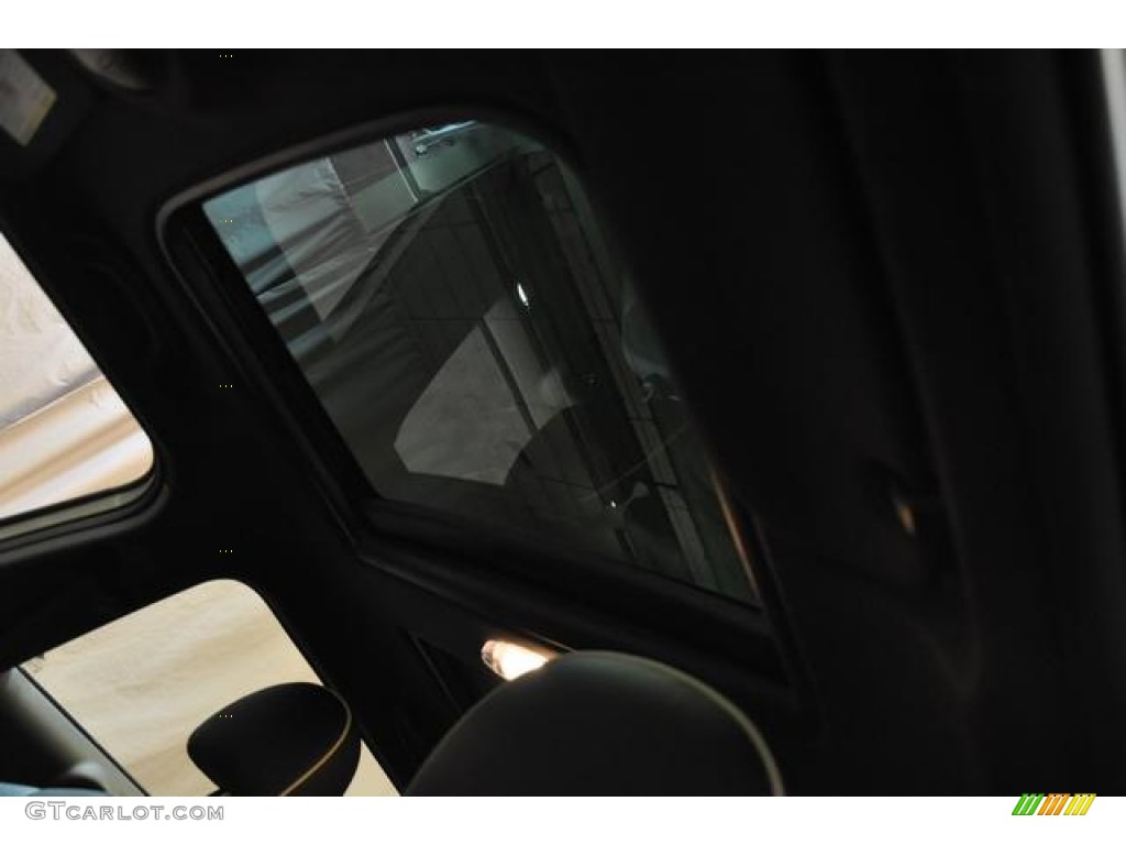 2012 Cooper S Countryman All4 AWD - Light White / Carbon Black photo #28