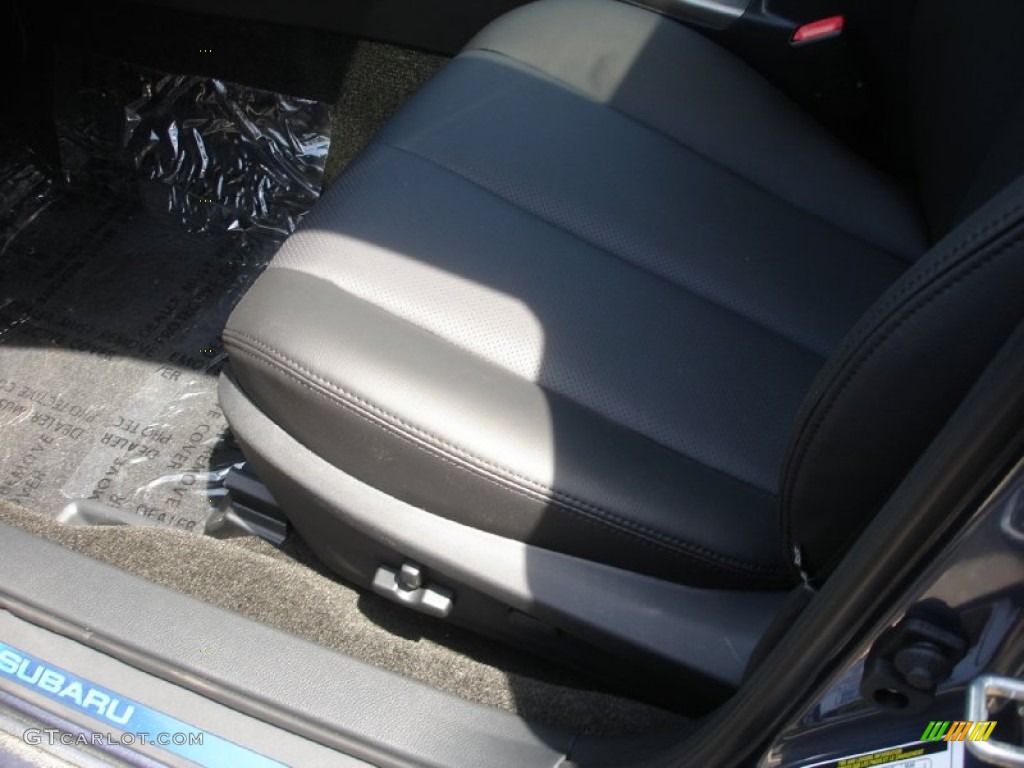 2013 Legacy 3.6R Limited - Twilight Blue Metallic / Black photo #2