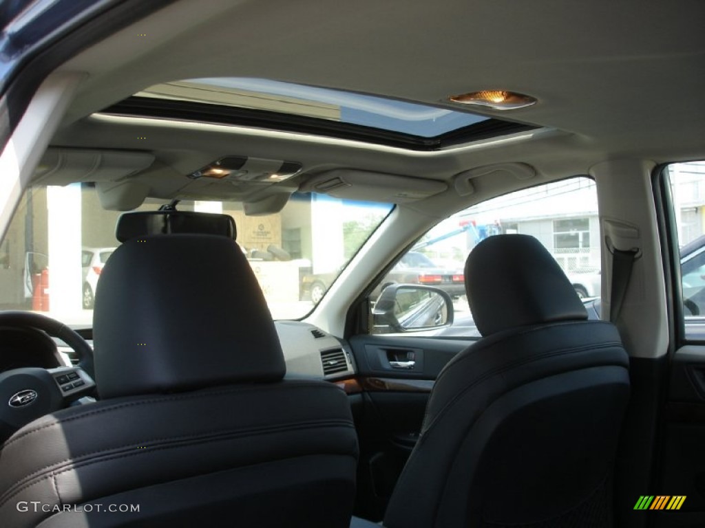 2013 Legacy 3.6R Limited - Twilight Blue Metallic / Black photo #3