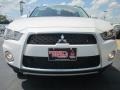 Diamond White Pearl - Outlander SE Photo No. 2