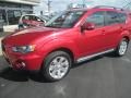 Rally Red Metallic - Outlander SE Photo No. 5