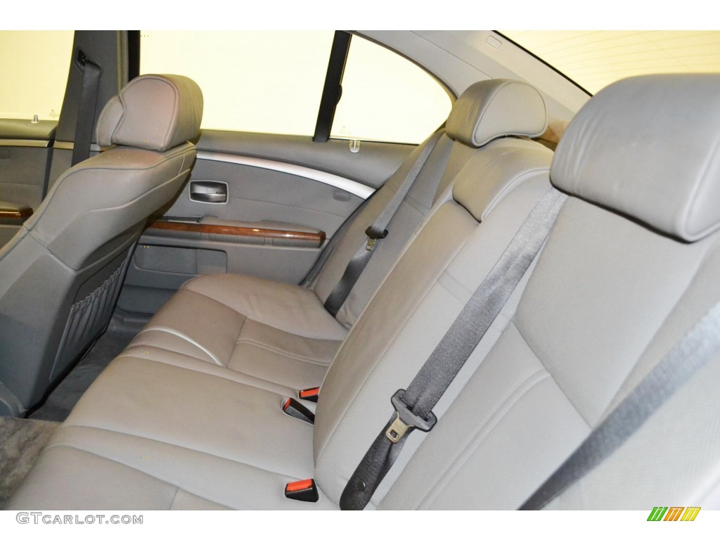 2006 7 Series 750i Sedan - Titanium Silver Metallic / Basalt Grey/Flannel Grey photo #16