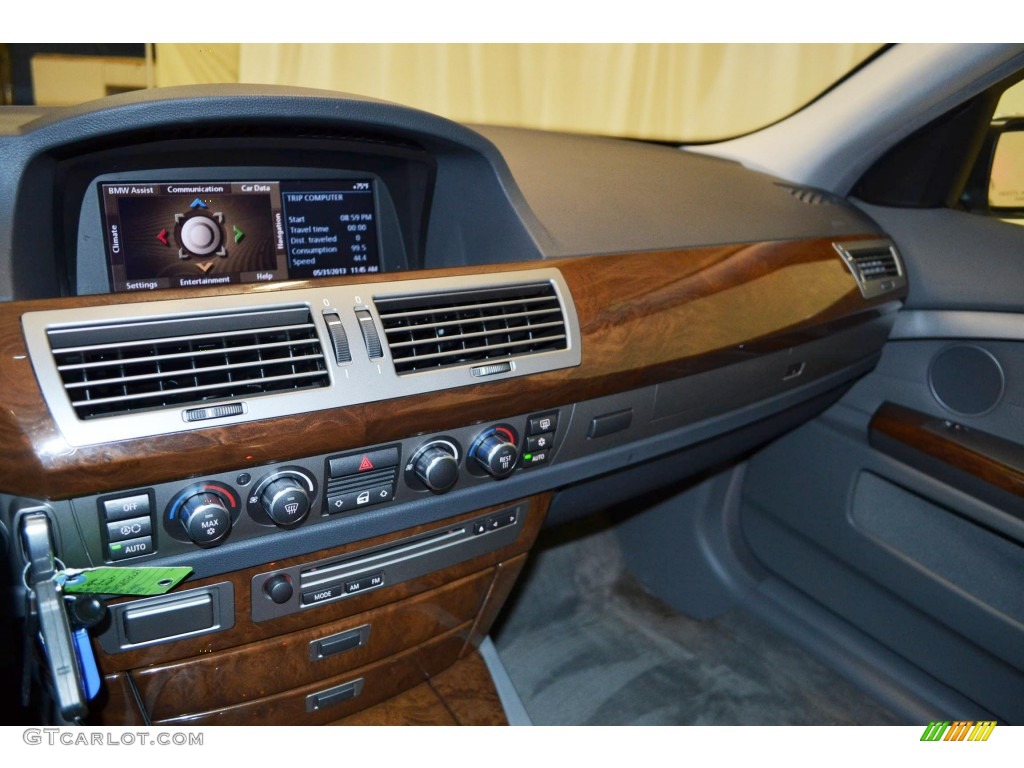 2006 7 Series 750i Sedan - Titanium Silver Metallic / Basalt Grey/Flannel Grey photo #22