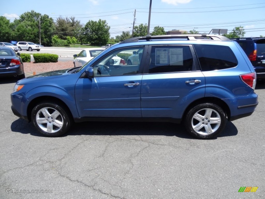 2009 Forester 2.5 X Premium - Newport Blue Pearl / Platinum photo #6