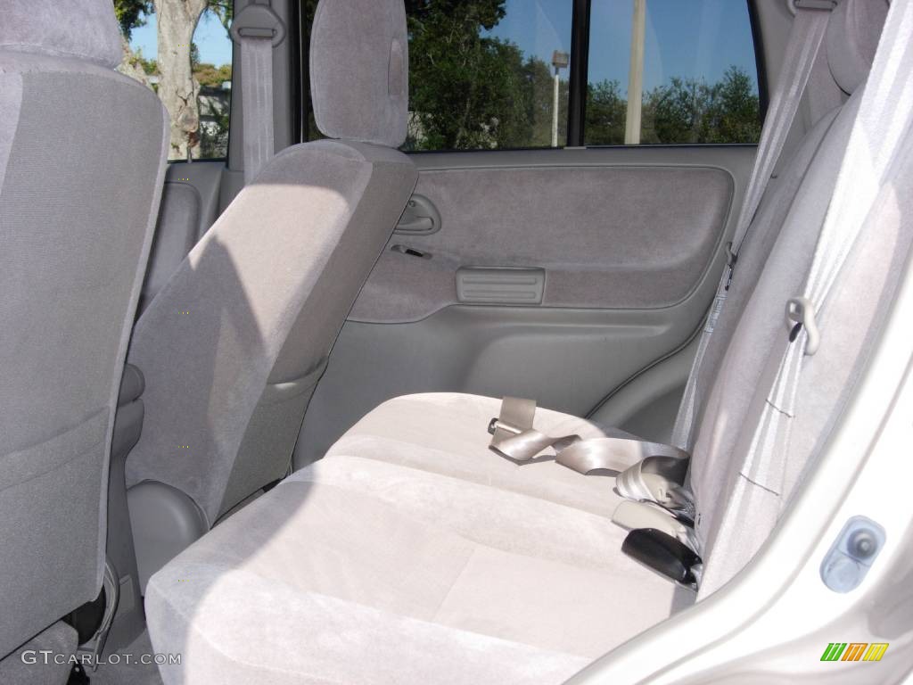2004 Grand Vitara EX 4WD - Cool Beige Metallic / Beige photo #6