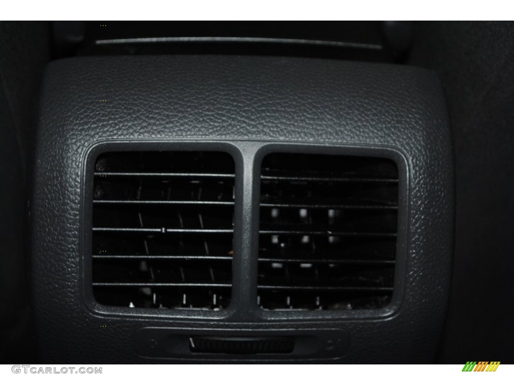 2007 Jetta 2.5 Sedan - Salsa Red / Anthracite photo #29