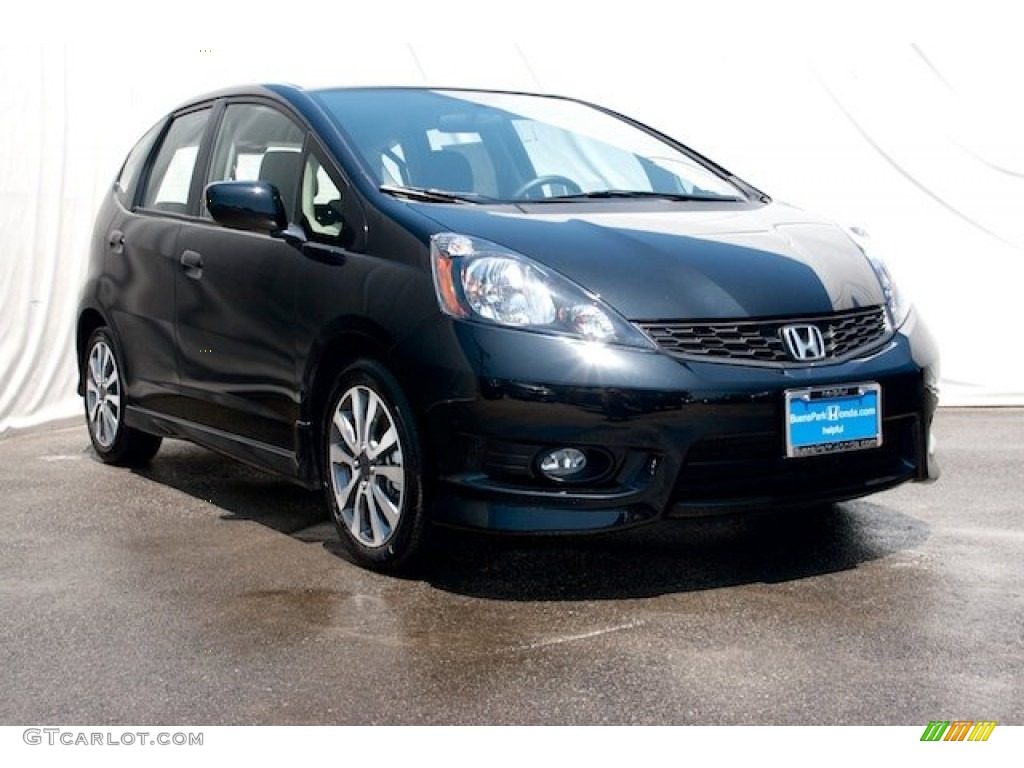 Crystal Black Pearl Honda Fit