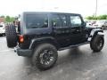 Black - Wrangler Unlimited Sahara 4x4 Photo No. 3