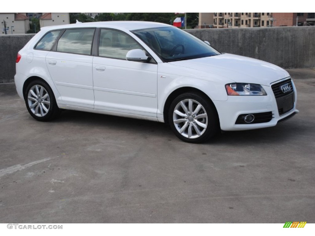 2010 A3 2.0 TFSI - Ibis White / Luxor Beige photo #9