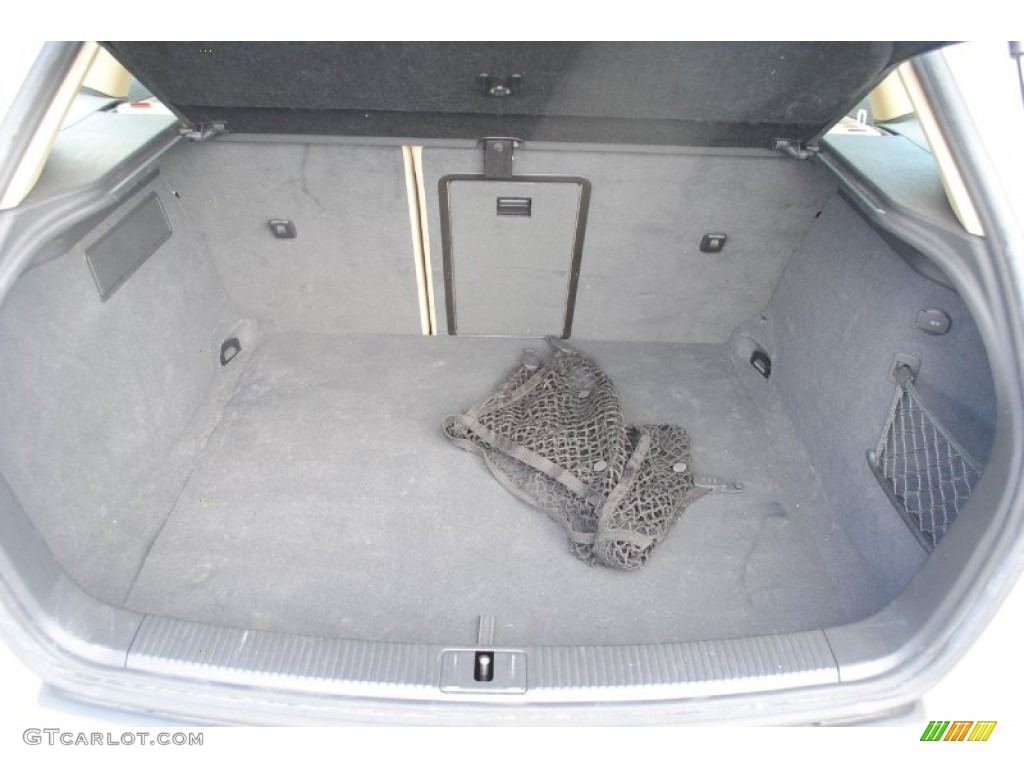 2010 Audi A3 2.0 TFSI Trunk Photo #81758678