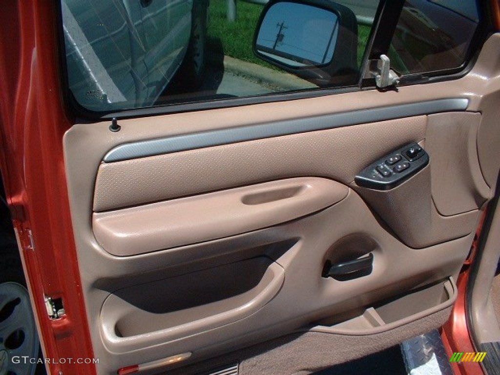 1994 Ford F150 XLT Regular Cab Beige Door Panel Photo #81758706