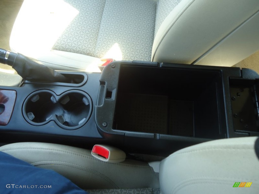 2009 G6 V6 Sedan - Summit White / Light Taupe photo #27