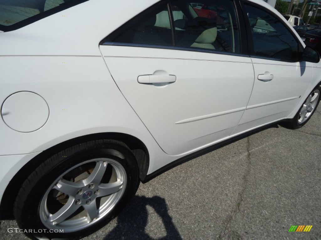 2009 G6 V6 Sedan - Summit White / Light Taupe photo #38