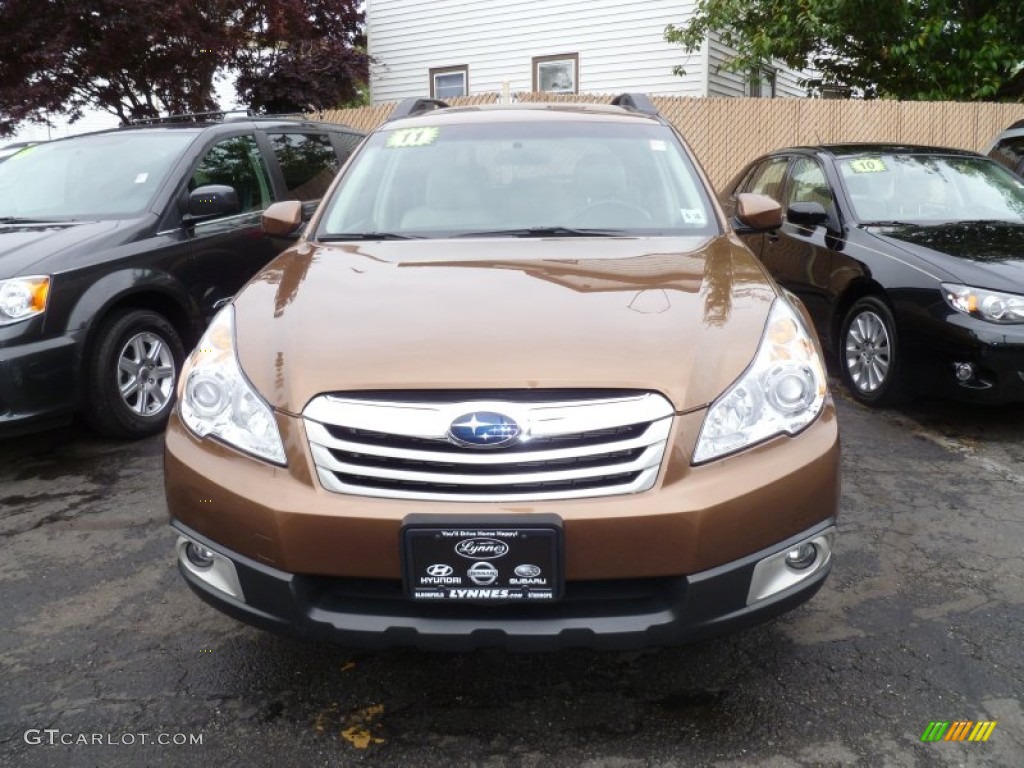 2011 Outback 2.5i Premium Wagon - Caramel Bronze Pearl / Warm Ivory photo #2