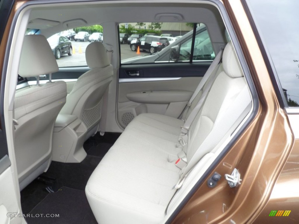 2011 Outback 2.5i Premium Wagon - Caramel Bronze Pearl / Warm Ivory photo #9
