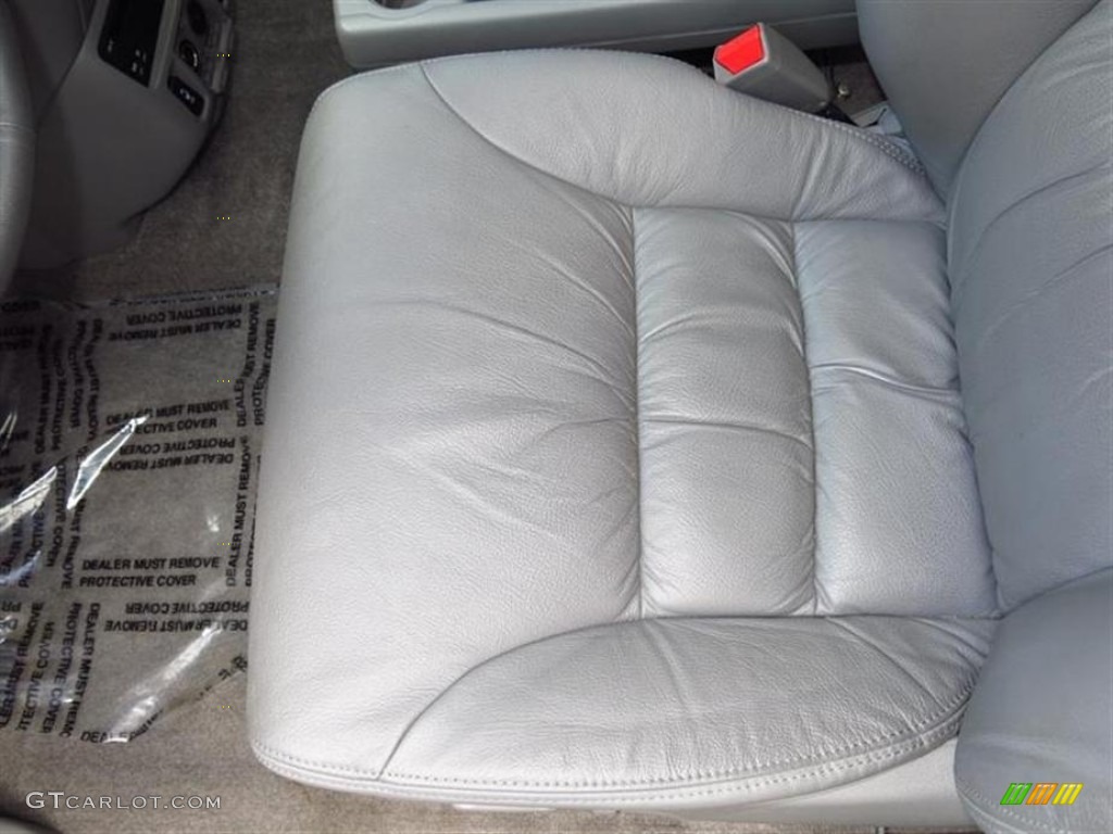 2010 Odyssey Touring - Alabaster Silver Metallic / Gray photo #17