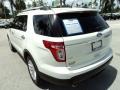 2011 White Suede Ford Explorer XLT  photo #9