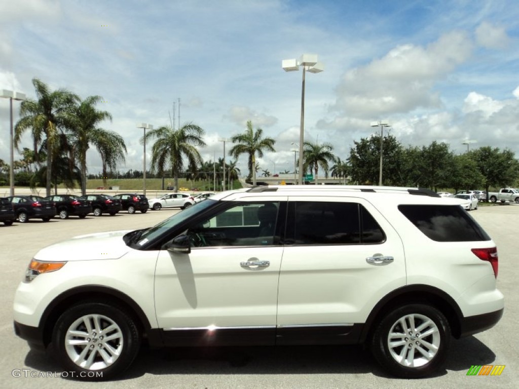 2011 Explorer XLT - White Suede / Medium Light Stone photo #12