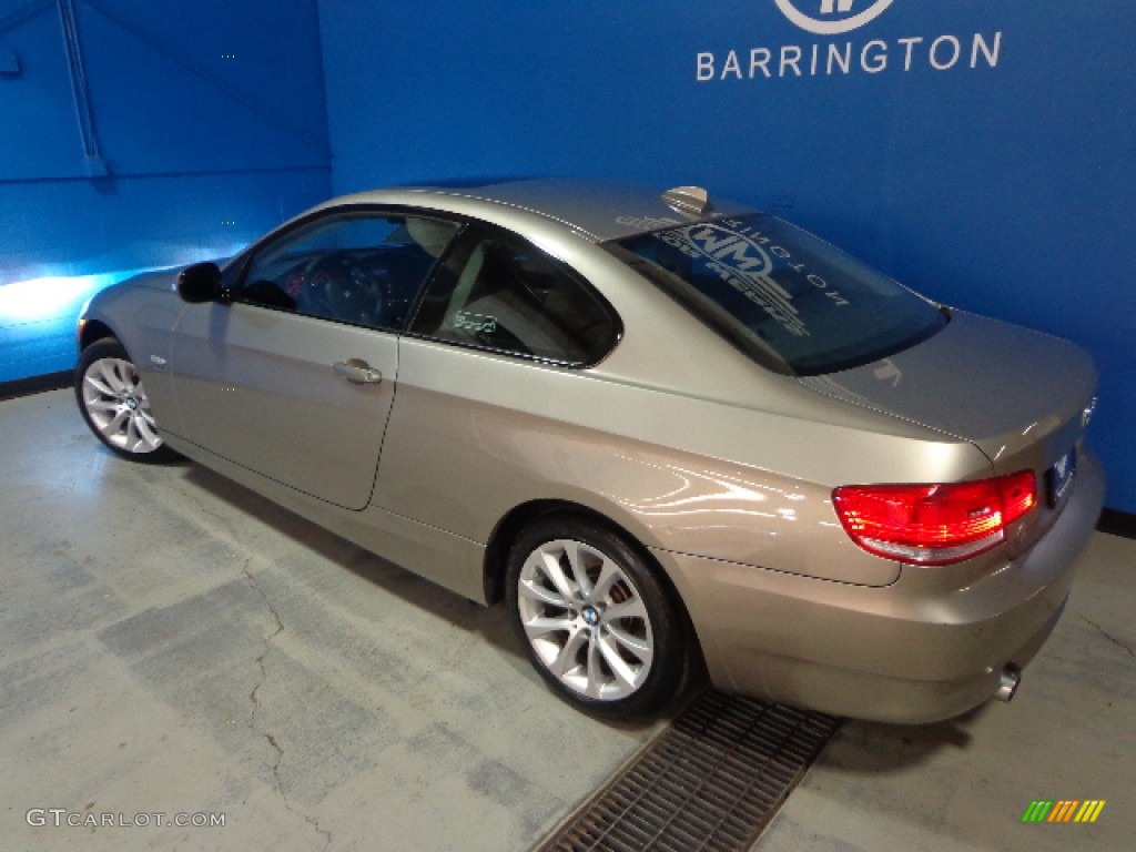 2010 3 Series 335i xDrive Coupe - Platinum Bronze Metallic / Black photo #9