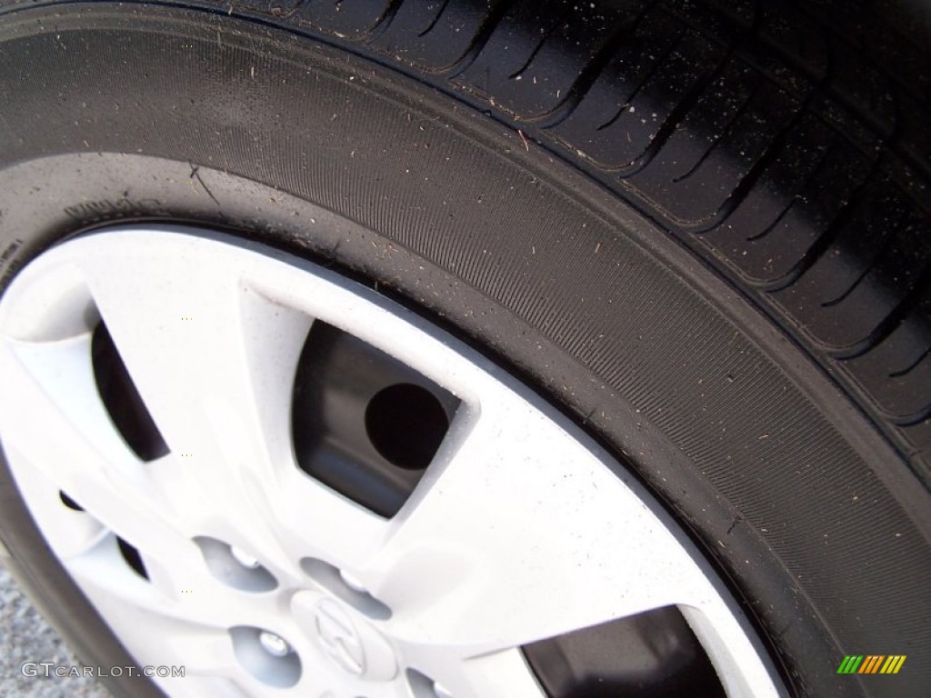 2011 Elantra Touring GLS - Polar White / Black photo #8