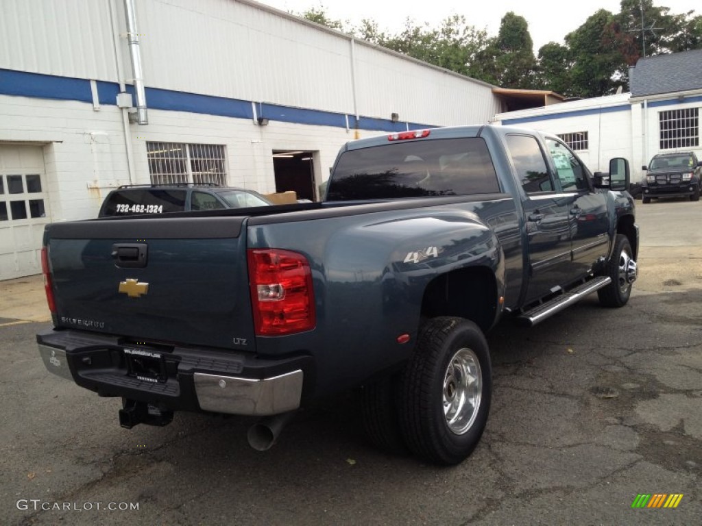 2013 Silverado 3500HD LTZ Crew Cab 4x4 - Blue Granite Metallic / Ebony photo #2