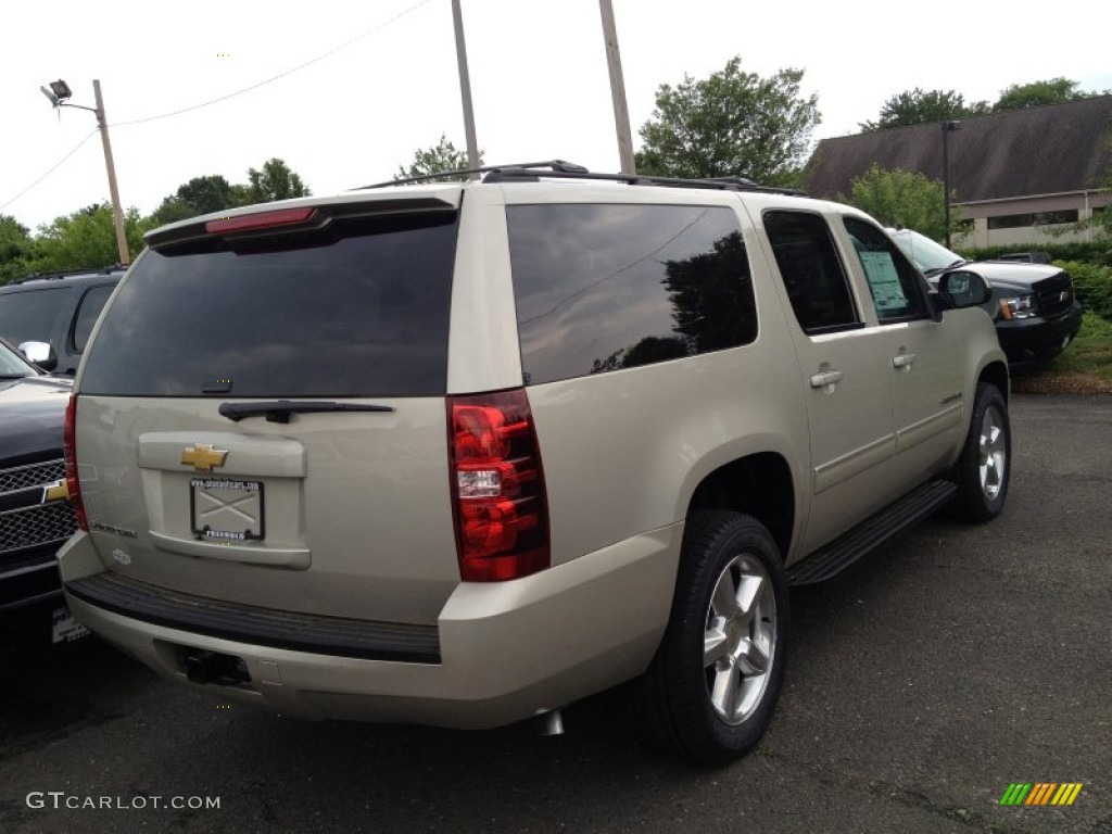 Champagne Silver Metallic 2013 Chevrolet Suburban LS 4x4 Exterior Photo #81776594