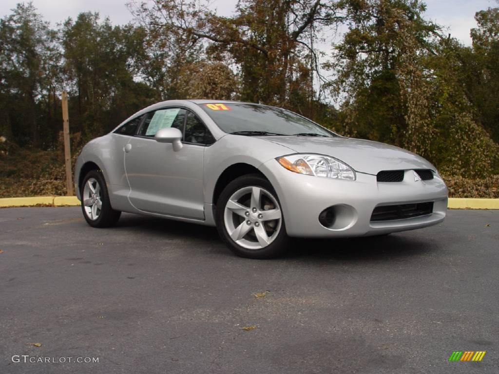 2007 Eclipse GS Coupe - Liquid Silver Metallic / Medium Gray photo #1