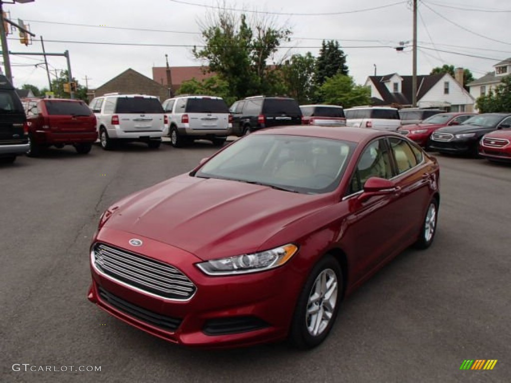 2013 Fusion SE - Ruby Red Metallic / Dune photo #1