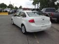 White Suede - Focus SEL Sedan Photo No. 3