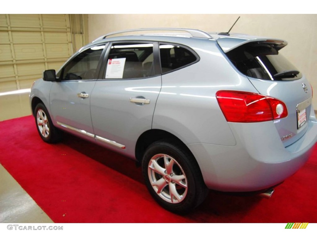 2011 Rogue SV - Frosted Steel Metallic / Black photo #4