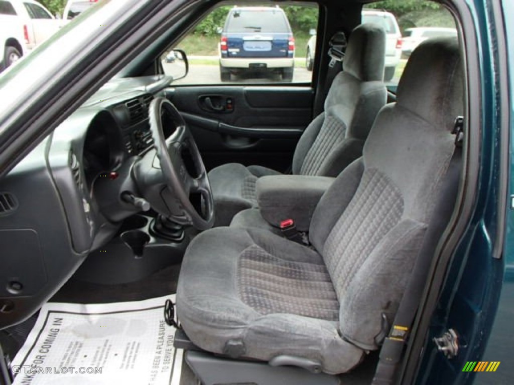 1998 S10 LS Regular Cab - Emerald Green Metallic / Gray photo #11