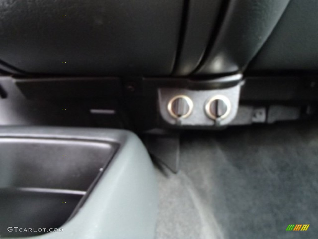 1998 S10 LS Regular Cab - Emerald Green Metallic / Gray photo #21