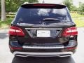 Black - ML 350 4Matic Photo No. 6